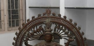 Antique idols hidden in TN temple seized