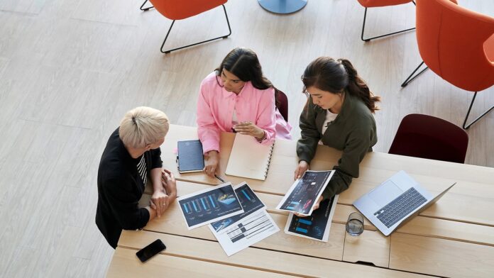 praktikum-w1680xh945-cutout