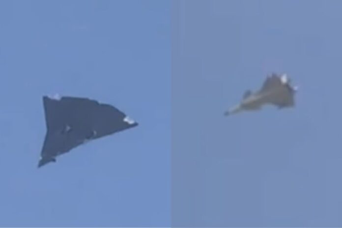 China's Sixth-Generation Fighter Aircraft Successfully Completes First Flight