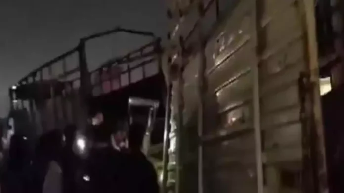 Nashik Truck Tempo Accident: 5 Dead, Several Injured Near Dwarka Circle