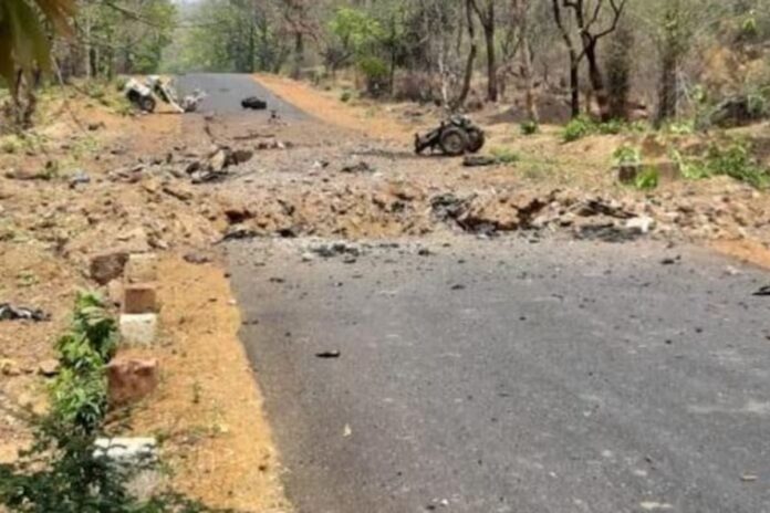 9 Killed In Naxal Attack On Security Personnel's Vehicle In Chhattisgarh 9 Killed In Naxal Attack On Security Personnel's Vehicle In Chhattisgarh